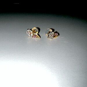 Flower studs